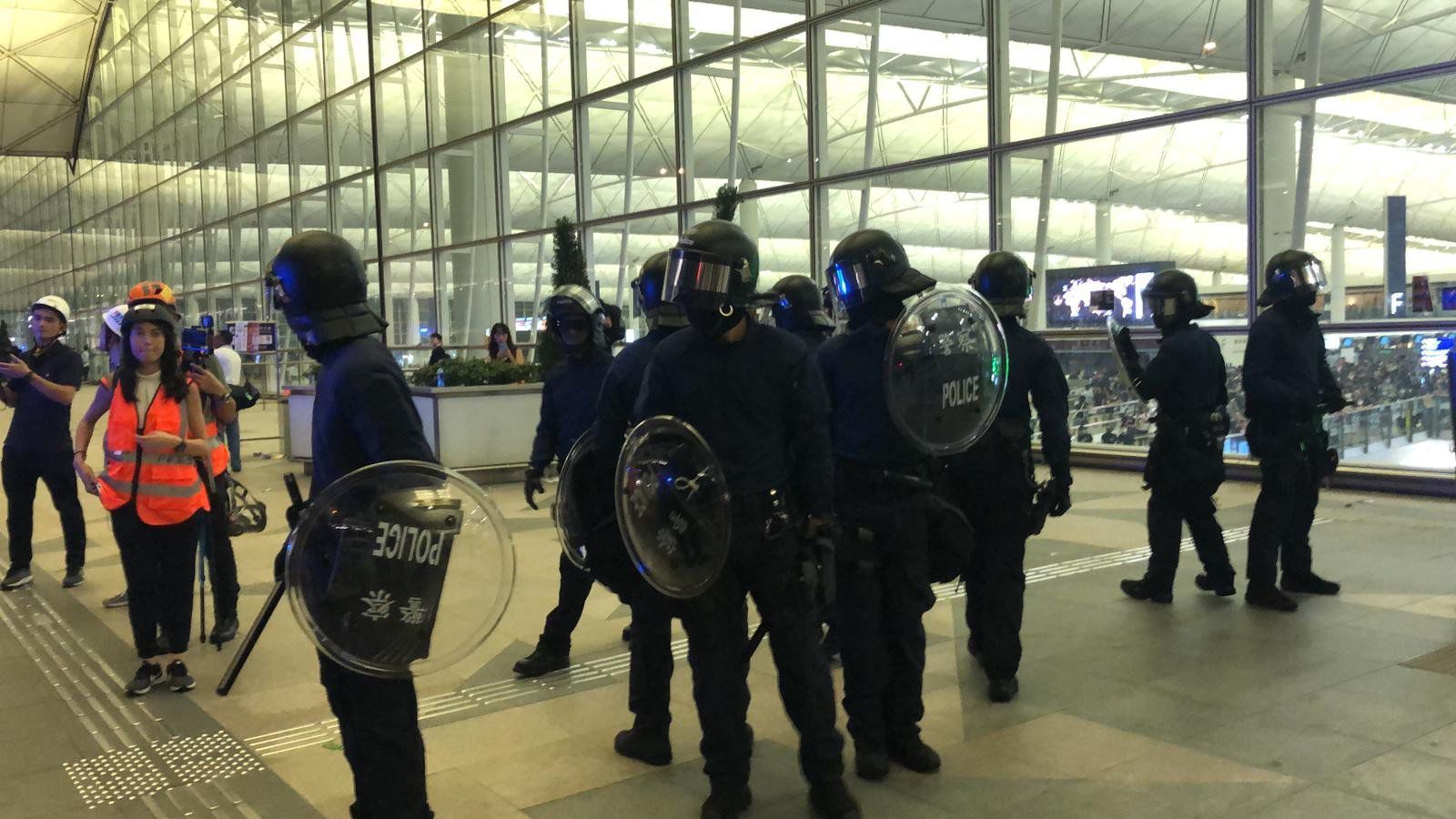 CHAOS AT HK AIRPORT